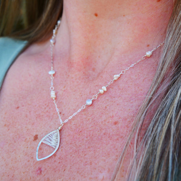 Woven Leaf, Pearl Necklace Silver